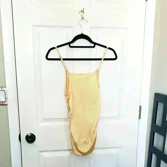 DKNY Yellow Tank - Picture 3 of 4